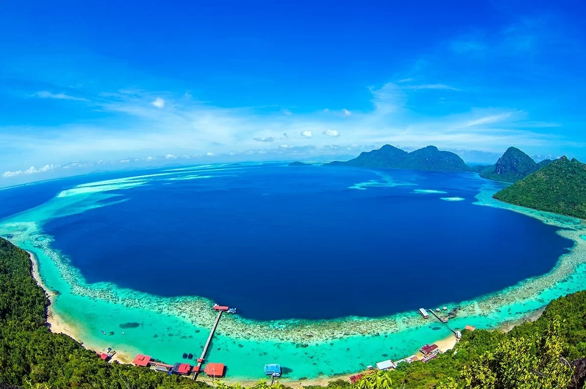 Southeast Asia is more than just temples, jungles and beaches? 15 places that will surprise you!