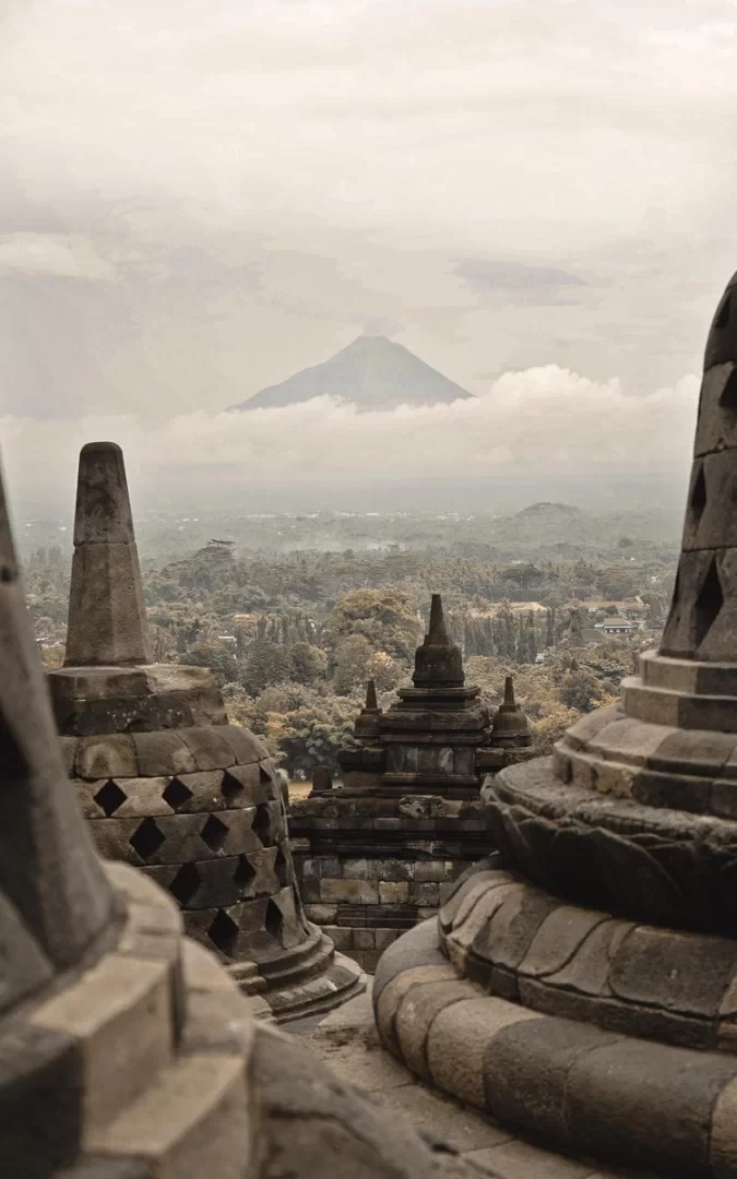 Ancient Java, Yogyakarta Travel Guide: Touching the Carvings of Time in a Suspended Time