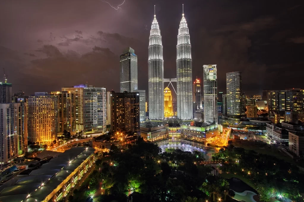 What is a Transit Visa? Where can you play in Malaysia during your transit?