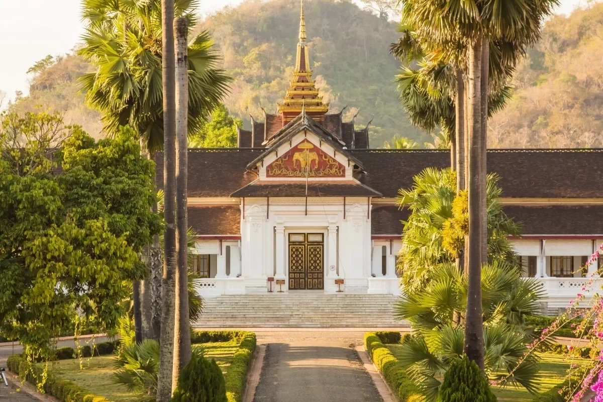 Southeast Asia's Healing Treasure Destination - Luang Prabang, Laos Luang Prabang Eat, Drink, Play, and Stay Super Comprehensive Strategy