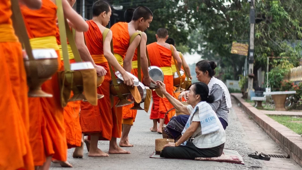 Southeast Asia's Healing Treasure Destination - Luang Prabang, Laos Luang Prabang Eat, Drink, Play, and Stay Super Comprehensive Strategy