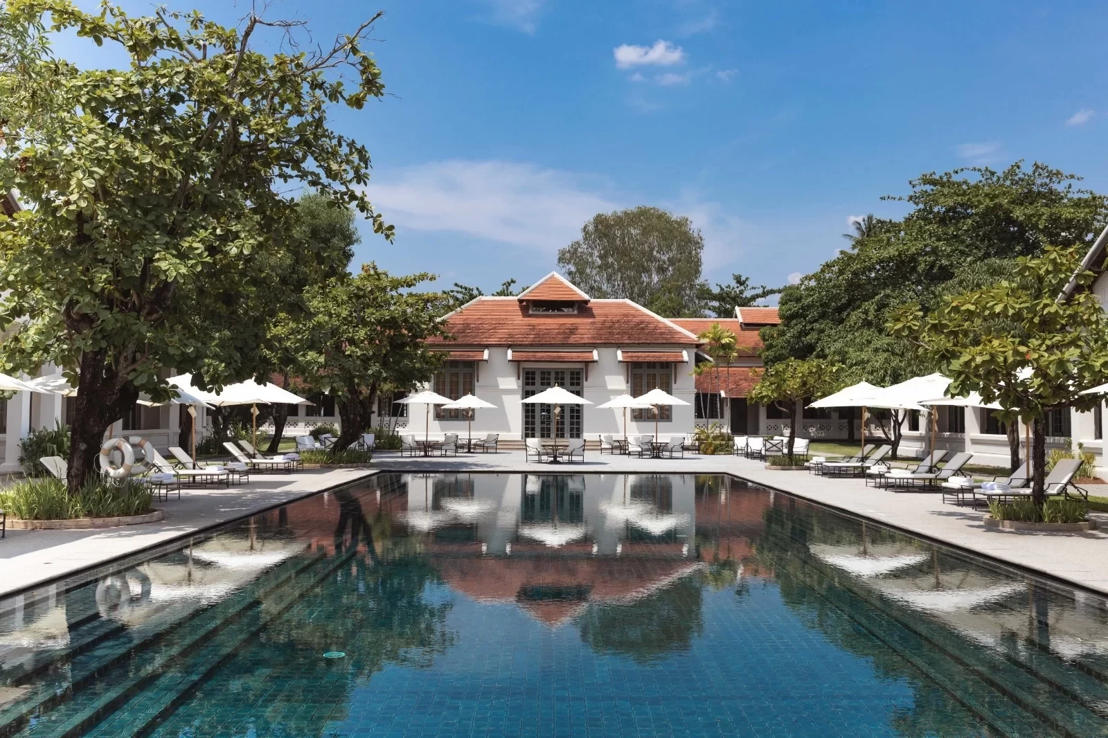 Southeast Asia's Healing Treasure Destination - Luang Prabang, Laos Luang Prabang Eat, Drink, Play, and Stay Super Comprehensive Strategy