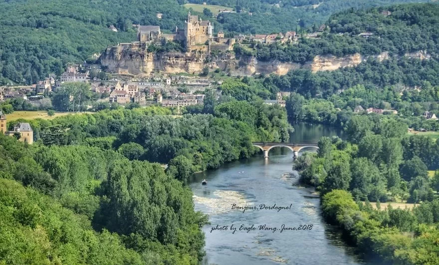 Self-driving in Southern France, Nice to the Dordogne Valley Travel Guide