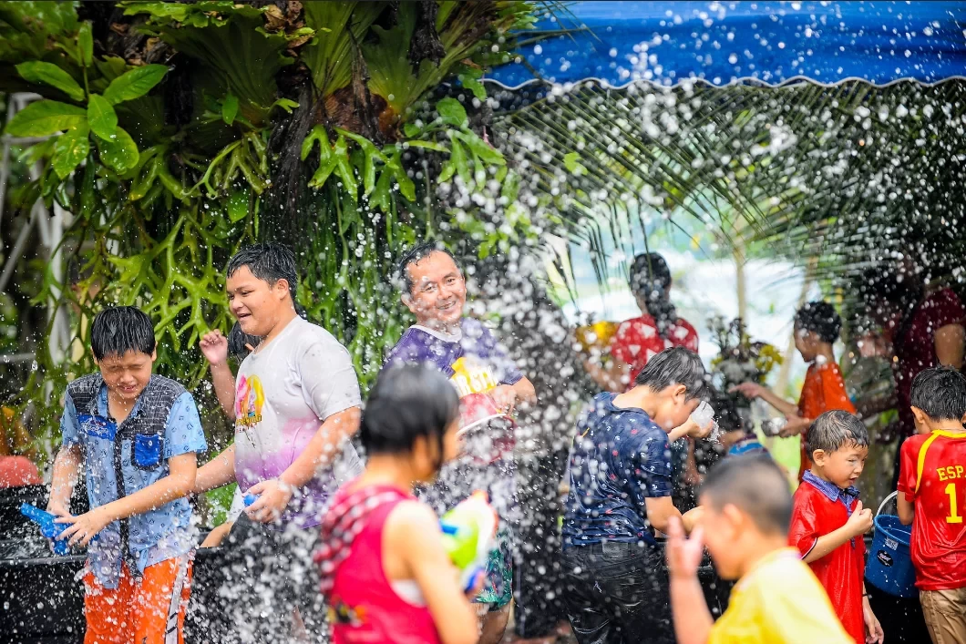 Songkran Festival in Thailand, a Carnival Celebration Without Nationality or Language (with Official Event List and Travel Guide)