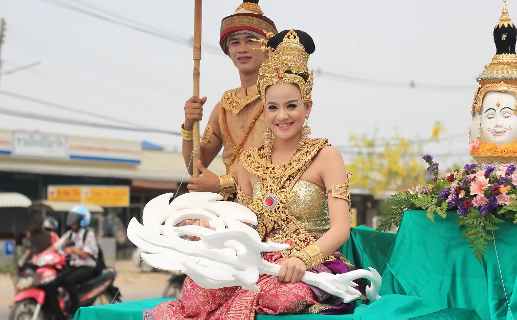 Songkran Festival in Thailand, a Carnival Celebration Without Nationality or Language (with Official Event List and Travel Guide)