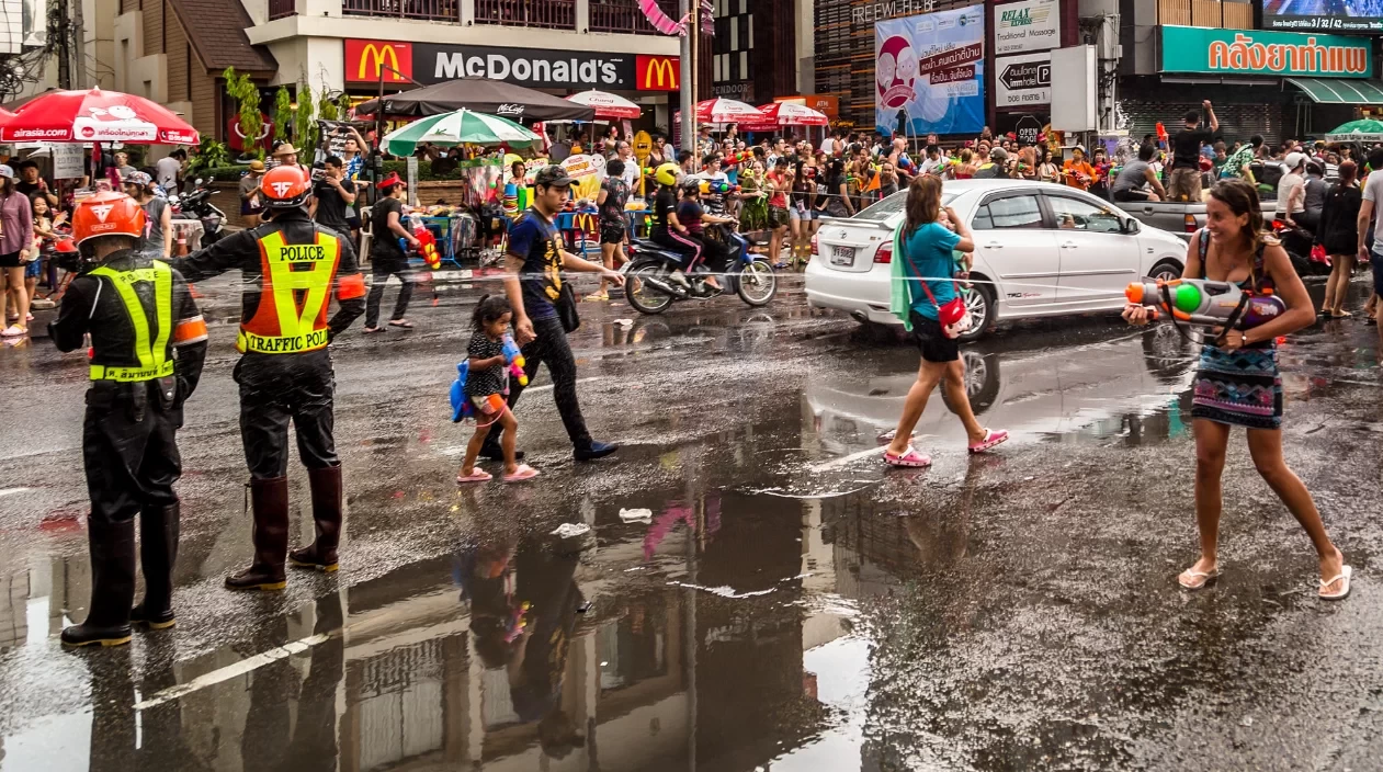 Songkran Festival in Thailand, a Carnival Celebration Without Nationality or Language (with Official Event List and Travel Guide)