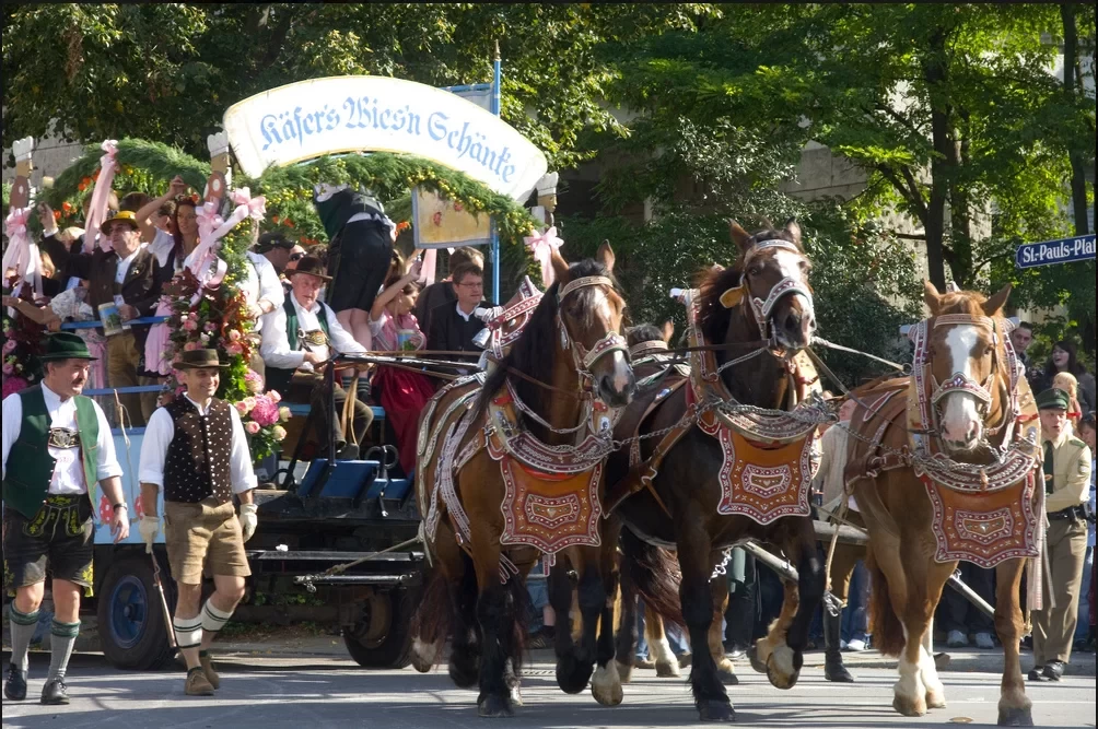 Munich Oktoberfest Guide: Everything You Need for a Beer-Fueled Extravaganza