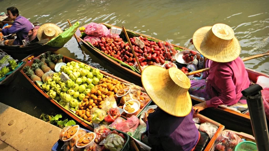 The Sparkling Pearl of Traditional Thai Culture: A Complete Guide to Experiencing Floating Markets around Bangkok