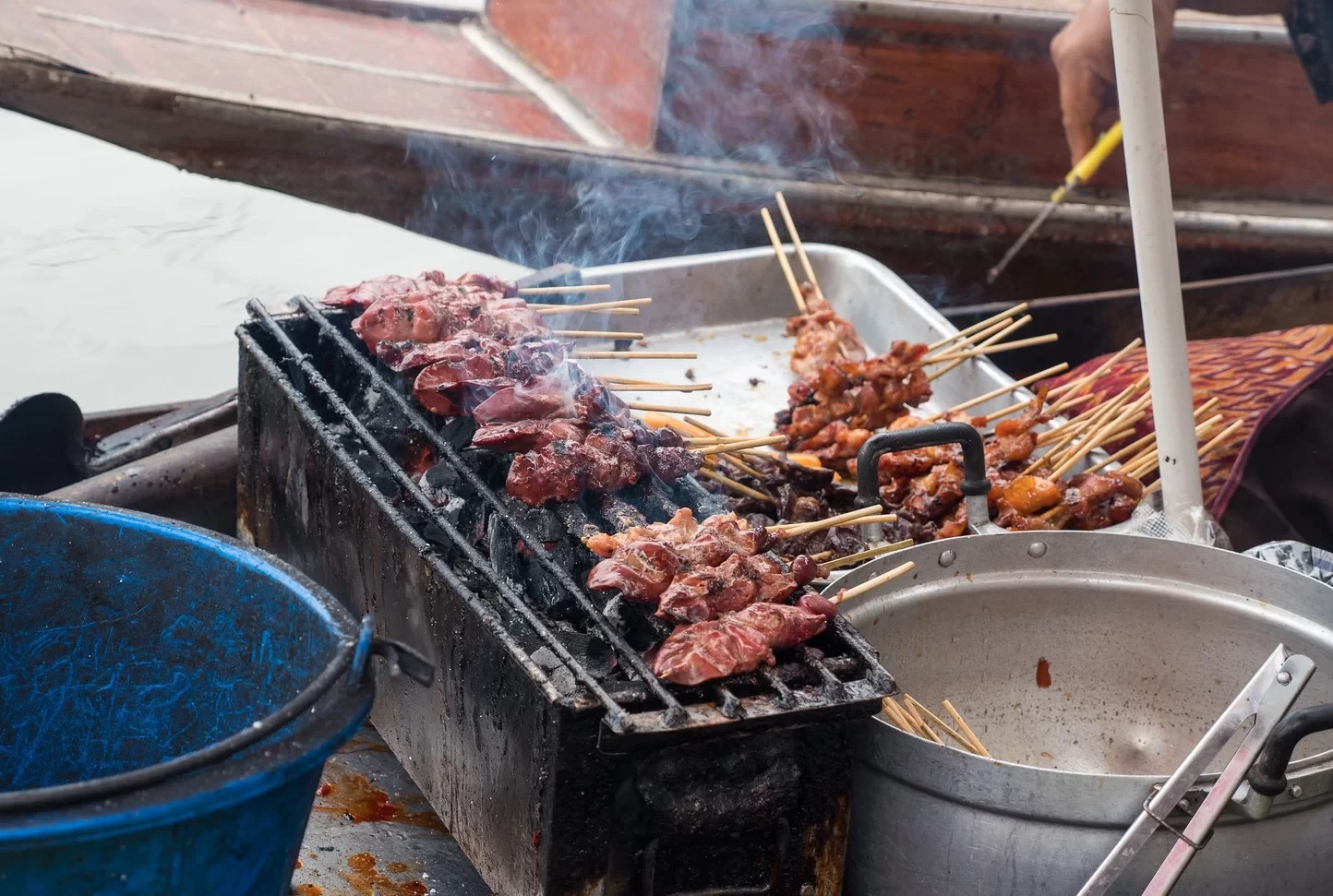 The Sparkling Pearl of Traditional Thai Culture: A Complete Guide to Experiencing Floating Markets around Bangkok