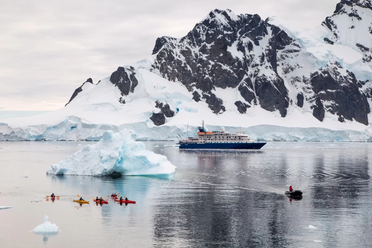 South Pole Travel Super Dry Goods - How to Choose a Cruise Route and Ship Type (with a Super Detailed Pre-Trip Strategy)