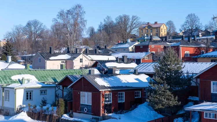 A Finnish Winter Wonderland, a Nordic Cold Fairyland!