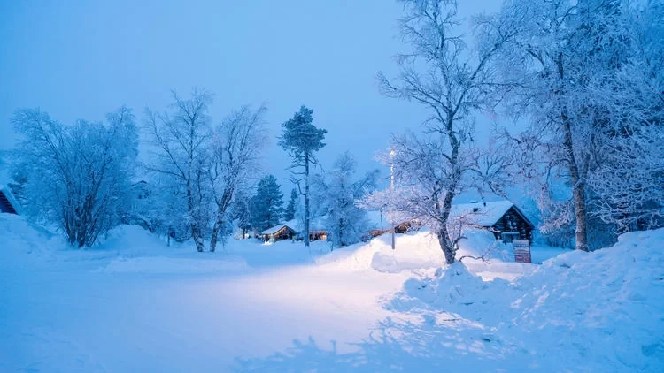 A Finnish Winter Wonderland, a Nordic Cold Fairyland!