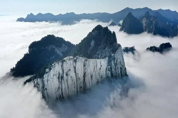 The Best Hiking Routes to Mount Hua