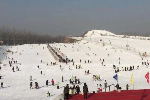 What ski resorts are there in Beijing? Which ones are the most fun? 