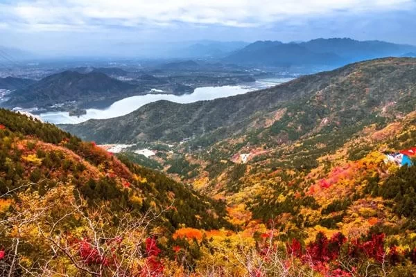 Most Beautiful Cycling Routes in Beijing in Autumn 