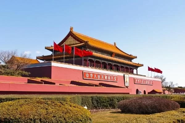 Tourist Attractions Around Beijing Railway Stations