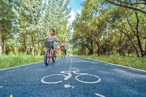 Recommended Cycling Spots in Beijing for Families with Kids