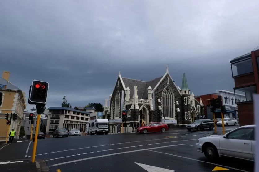 Dunedin Travel Guide: A Free and Easy Travel Guide to Dunedin 