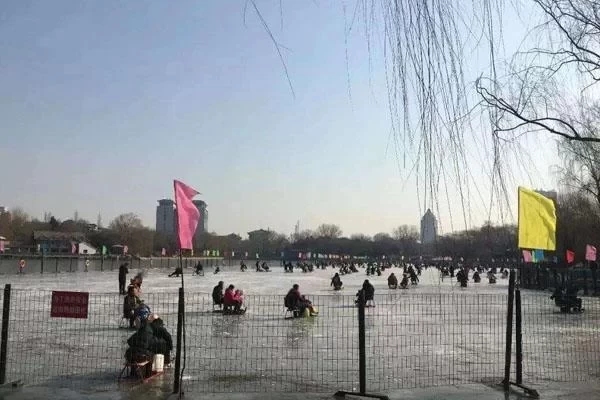 Best Outdoor Ice Rinks in Beijing, Where to Go Ice Skating in Beijing 