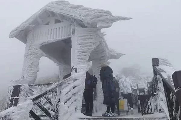 Recommended Scenic Spots for Winter Trips Around Wuhan: These Places Look Like Fairyland in the Snow