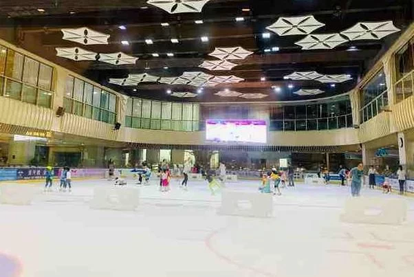 Where are the best ice skating rinks in Beijing? Ice skating rink business hours 