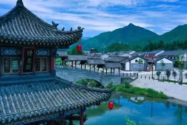 Huayang Scenic Area Travel Guide, Including Ticket Discount Policy and Transportation 