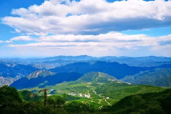 Hiking Guide to Baihua Mountain in Beijing: Recommended Hiking Routes