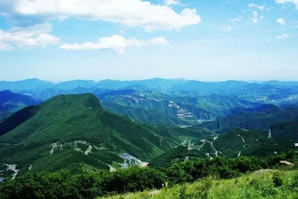 Hiking Guide to Baihua Mountain in Beijing: Recommended Hiking Routes 