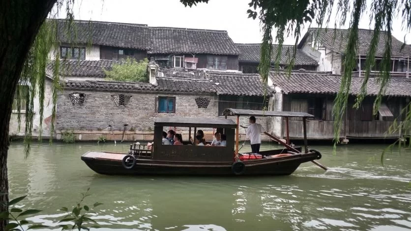 Wuzhen and Shanghai Travel Guide 