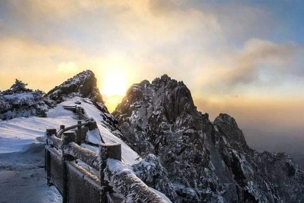 Is Huangshan Mountain Fun in Winter? Winter Travel Precautions for Huangshan 