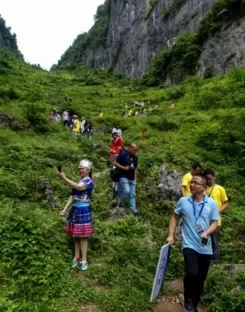 What are the fun places to visit in Lichuan? What are the tourist attractions in Lichuan? 