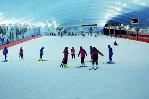 Which Ski Resort in Yunnan is the Best? Shilin Ice and Snow Ocean World Offers the Best Value for Money 