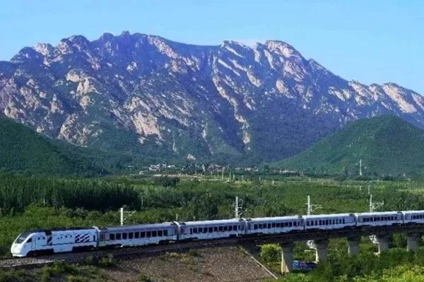 Recommended Train Tour Routes in the Suburbs of Beijing 