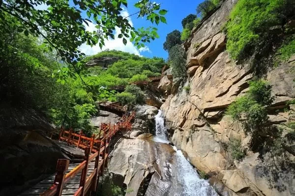 Where is Beijing Qingliang Valley Scenic Area Located? Ticket Price Included 