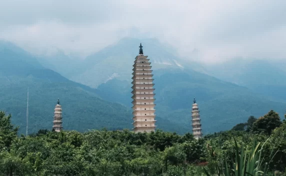 What are the fun things to do in Yunnan? Yunnan Travel Guide How many days do you usually play in Yunnan? 