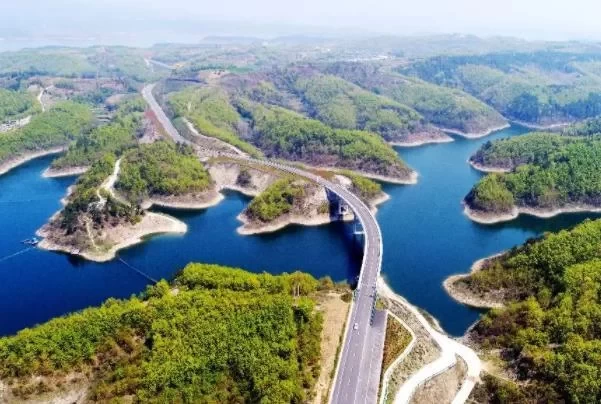 Recommended Most Beautiful Self-driving Roads in China