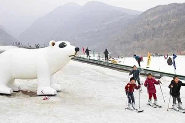 How is Wulaofeng International Ski Resort? How much does Wulaofeng International Ski Resort cost? 