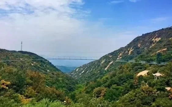 Where is the Danjiang Taiji Gorge Glass Bridge? How long is the Danjiang Taiji Gorge Glass Bridge? 