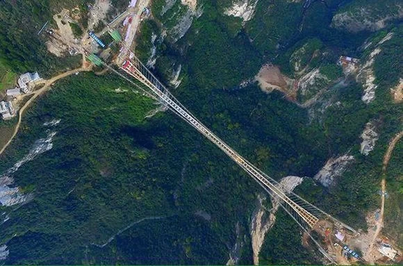 Should I visit Tianmen Mountain or Wulingyuan first on a self-driving trip from Chongqing to Zhangjiajie? 