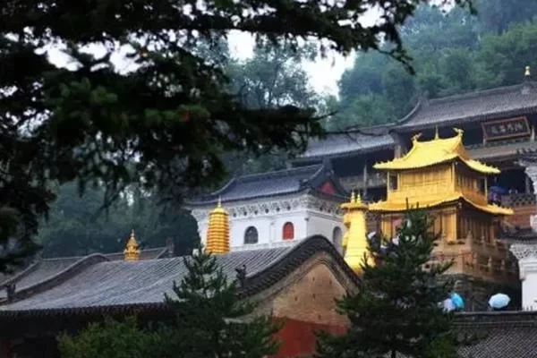 Why can't you go to Mount Wutai three times? Those who say it's because of karma are too funny! 