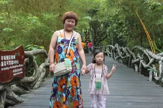 Must-Have Items and Attractions for a Family Trip to Sanya 