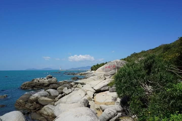 Is Sanya's Daxiao Dongtian Scenic Area worth visiting? What are the fun things to do in Sanya's Daxiao Dongtian? 