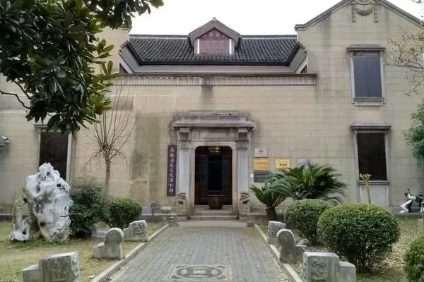 Where to go for a one-day tour of Shanghai’s ancient towns