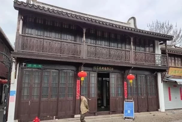 Where to go for a one-day tour of Shanghai's ancient towns 