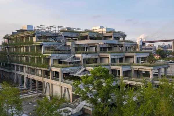 Landmark Characteristic Buildings in Shanghai Yangpu Riverside