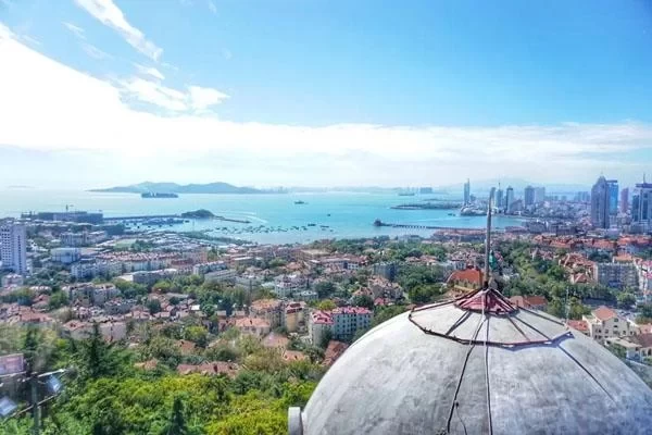 Where is the best place to go hiking in Qingdao? 