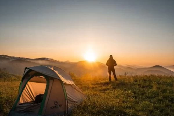 What kind of camping tent is easy to use? Which type is better? 