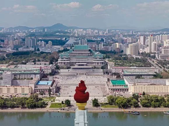 How much does a one-day tour to North Korea from Ji'an cost? 