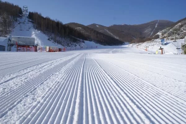 Where to Ski in Shijiazhuang: 6 Ski Resorts Recommended 