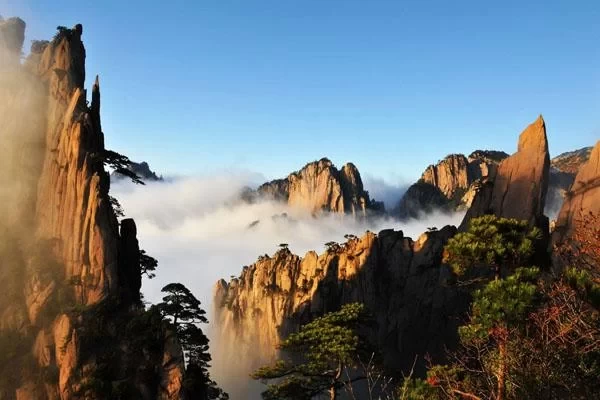 Recommended Spring Travel Routes to Mount Huangshan Travel Guide 